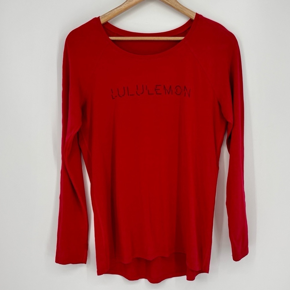 Lululemon Emerald Long Sleeve Lunar New Year Shirt Women's Size Large Dark Red